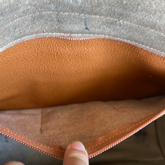 Vintage Dooney & Bourke Crossbody - Picture 7 of 11